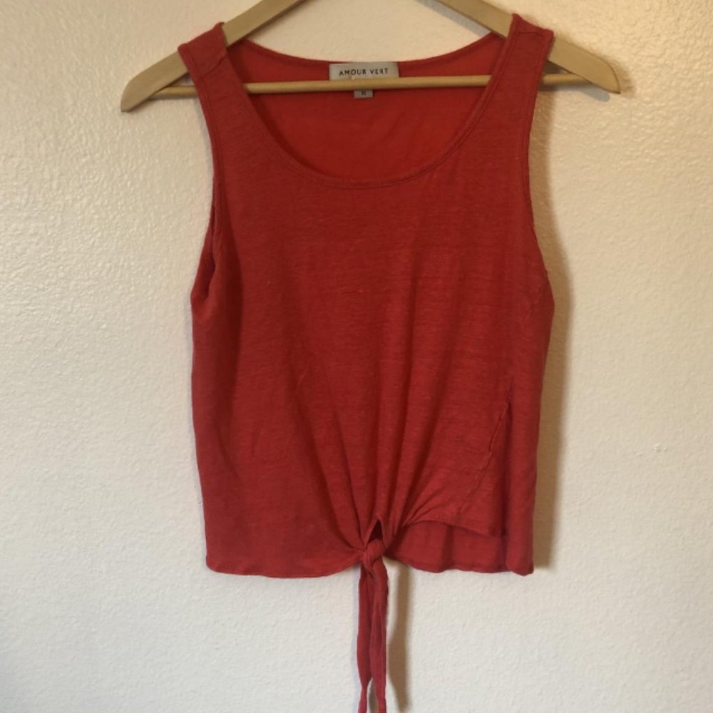 Amour Vert Sleeveless Scoop Neck Tie Front Top Red